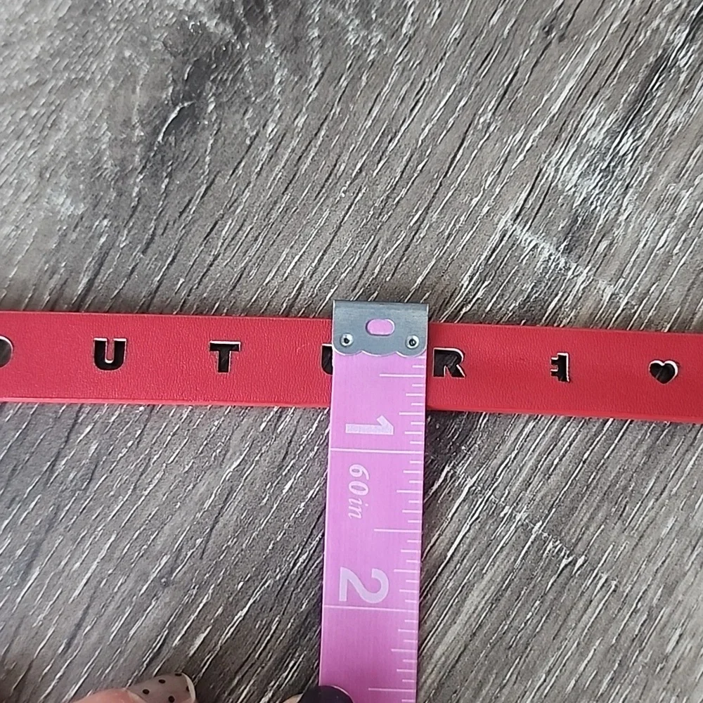NEW! JUICY COUTURE Lasercut Cut Out Logo Vegan Faux Leather Skinny Belt M/L Red